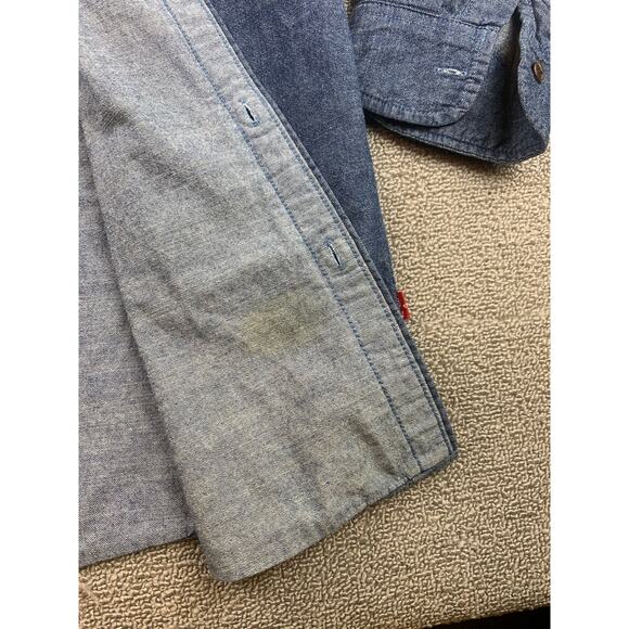 90s Vintage Levi’s Work Shirt Men's Large Blue Chambray Button-up - Picture 9 of 13